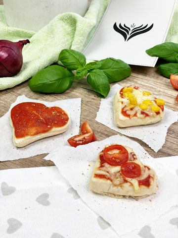 Azafran_Rezepte_Veganepizzaherzen_Rezeptbild_1