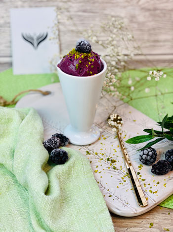 Brombeer-Minz-Eis_Rezept