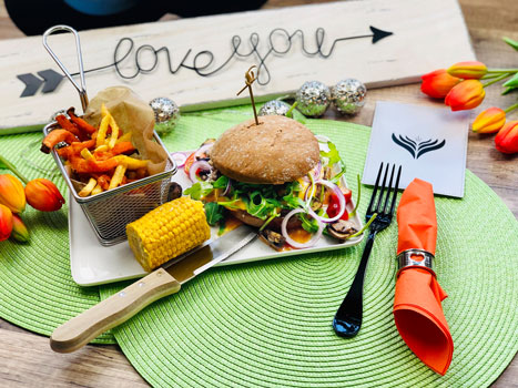Burger_Pommes_Maiskolben_5_web