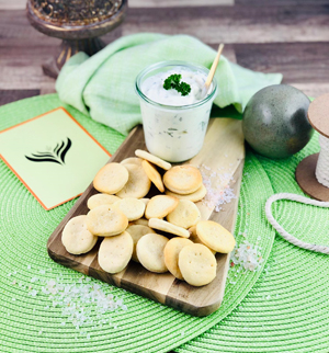 Cracker mit Dip 2 mini2