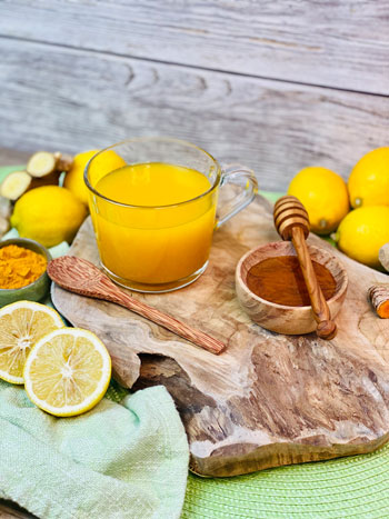 Ingwer-Zitronen-Tee-mit-Kurkuma-Rezept-3