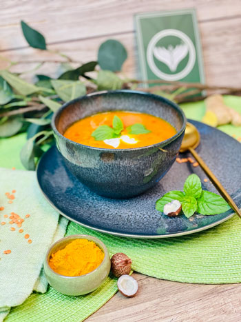 Rote-Linsensuppe-mit-Kurkuma-und-Kokosmilch-Rezept-1