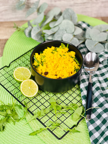 Safran-Reis-Salat-mit-frischen-Kräutern-Rezept-1