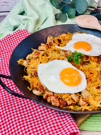 Schnelle-Sauerkrautpfanne-mit-Leberkäse-und-Bratwurst-rezept-2
