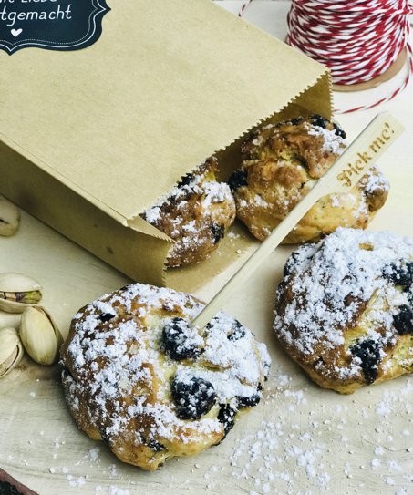 leckeres Stollenkonfekt mit Pistazien